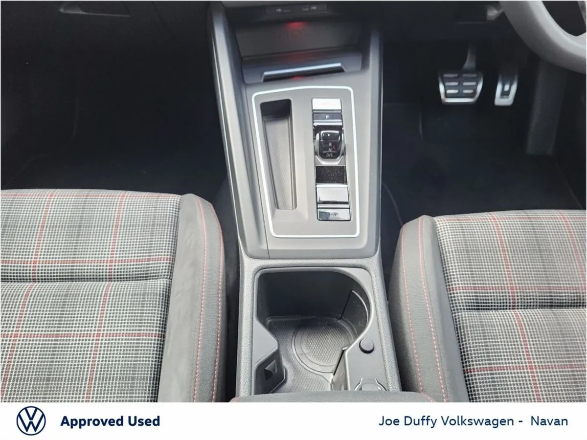 Volkswagen Golf Hatchback, Petrol, 2021, White