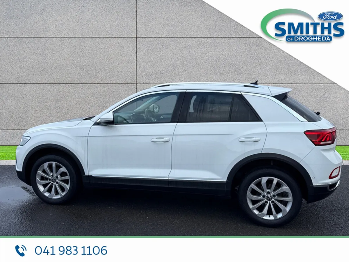 Volkswagen T-Roc Estate, Petrol, 2023, White