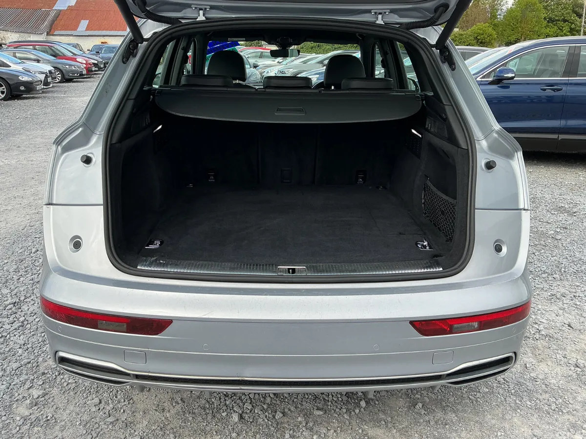 Audi Q5 SUV, Petrol Plug-in Hybrid, 2021, Grey
