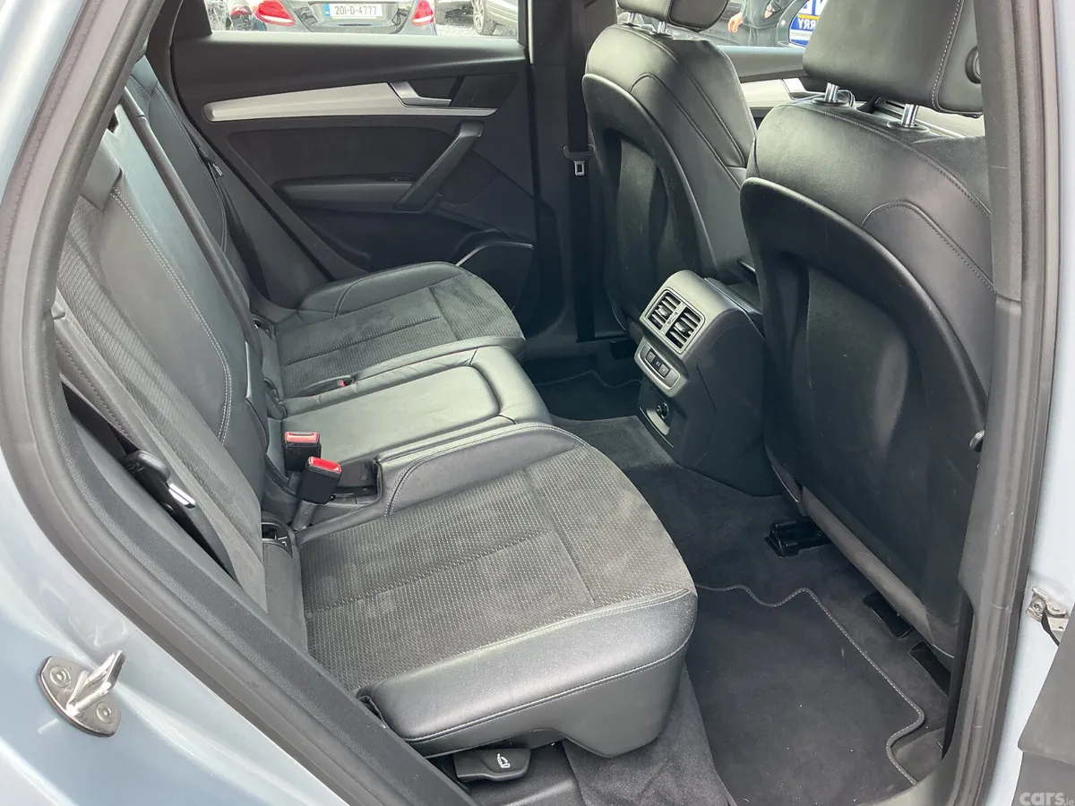 Audi Q5 SUV, Petrol Plug-in Hybrid, 2021, Grey