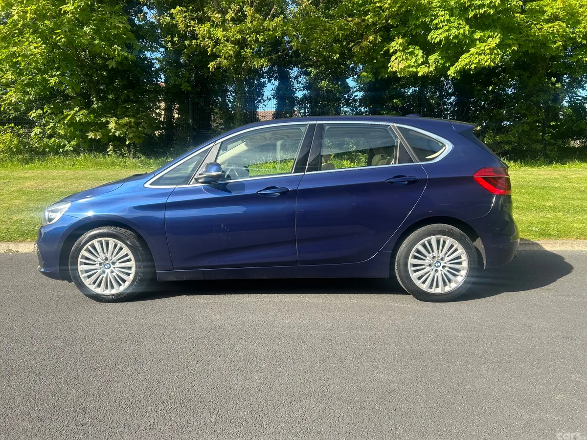 BMW 2-Series Hatchback, Diesel, 2015, Blue