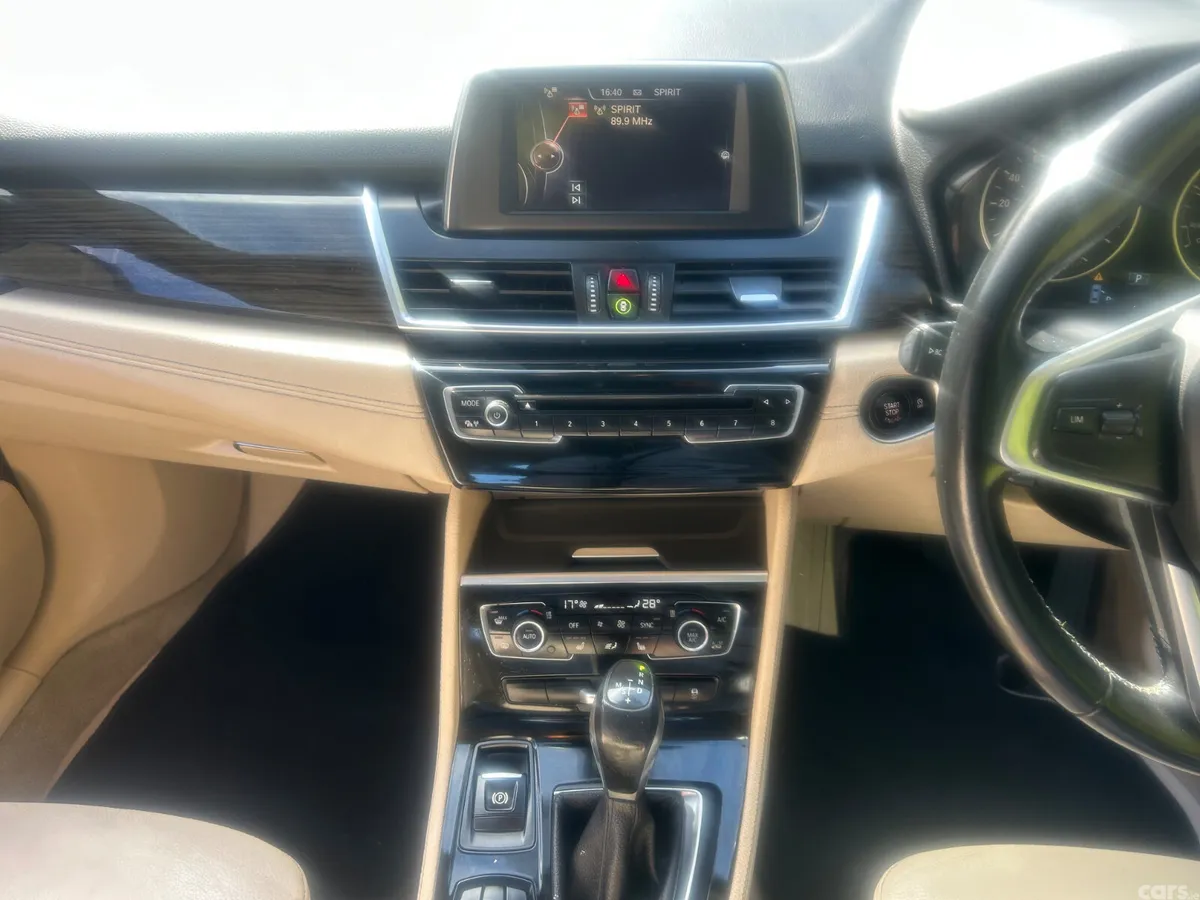 BMW 2-Series Hatchback, Diesel, 2015, Blue