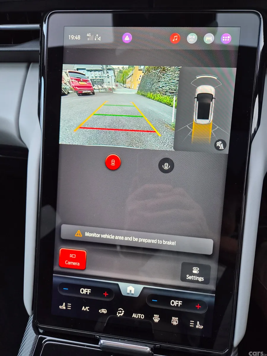 Ford Explorer SUV, Electric, 2025, Red