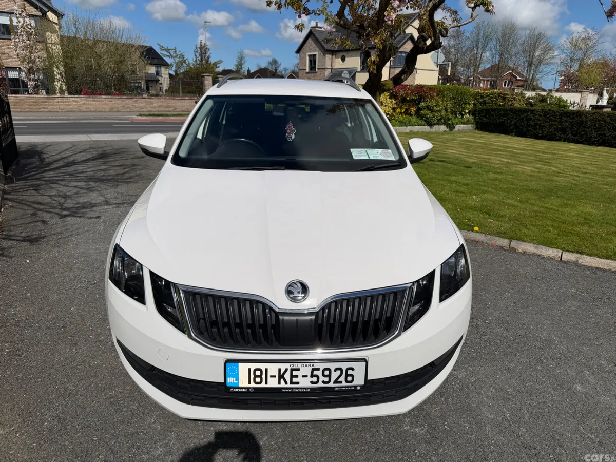 Skoda Octavia Estate, Diesel, 2018, White