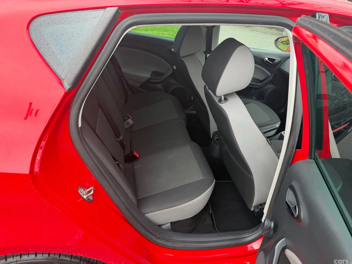 SEAT Ibiza MPV, Petrol, 2016, Red
