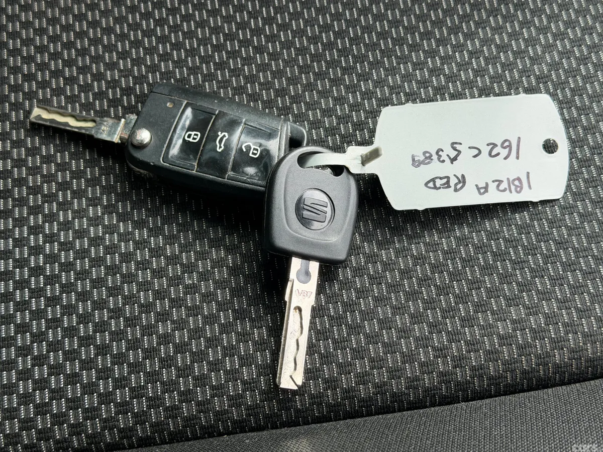 SEAT Ibiza MPV, Petrol, 2016, Red
