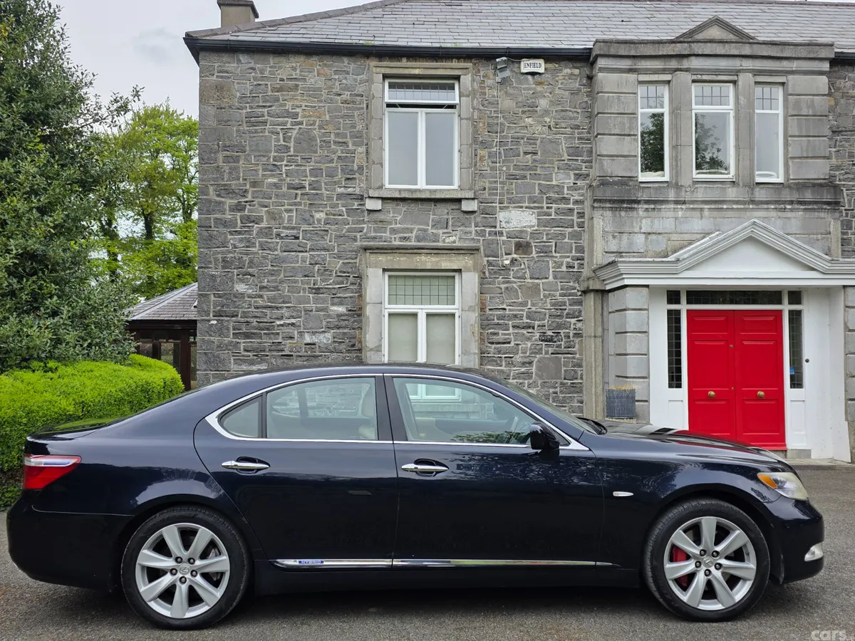 Lexus LS Saloon, Petrol Hybrid, 2008, Blue
