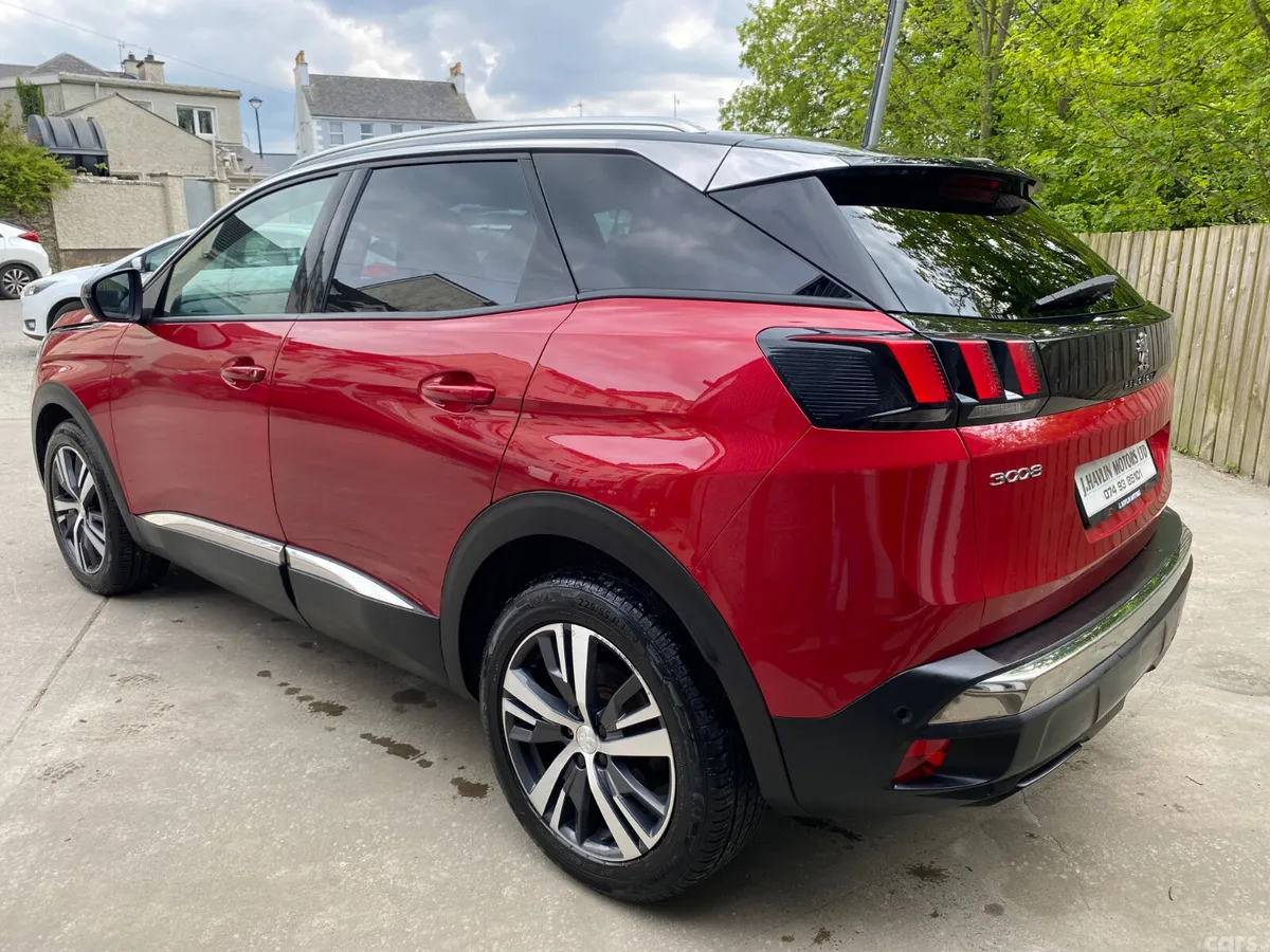 Peugeot 3008 MPV, Diesel, 2023, Red