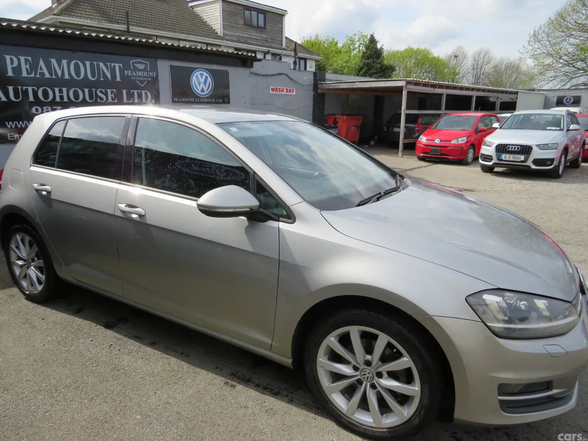 Volkswagen Golf Hatchback, Petrol, 2016, Silver