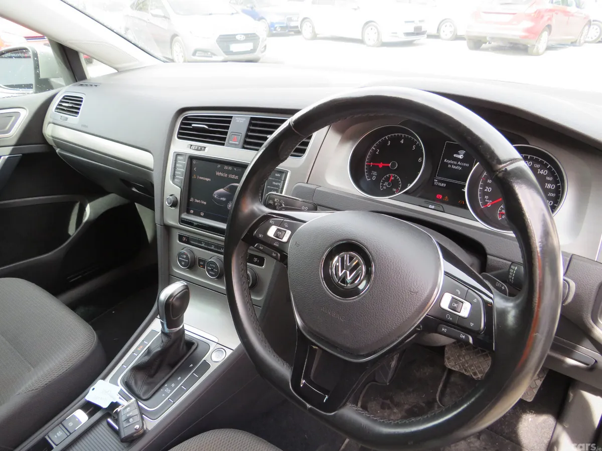 Volkswagen Golf Hatchback, Petrol, 2016, Silver