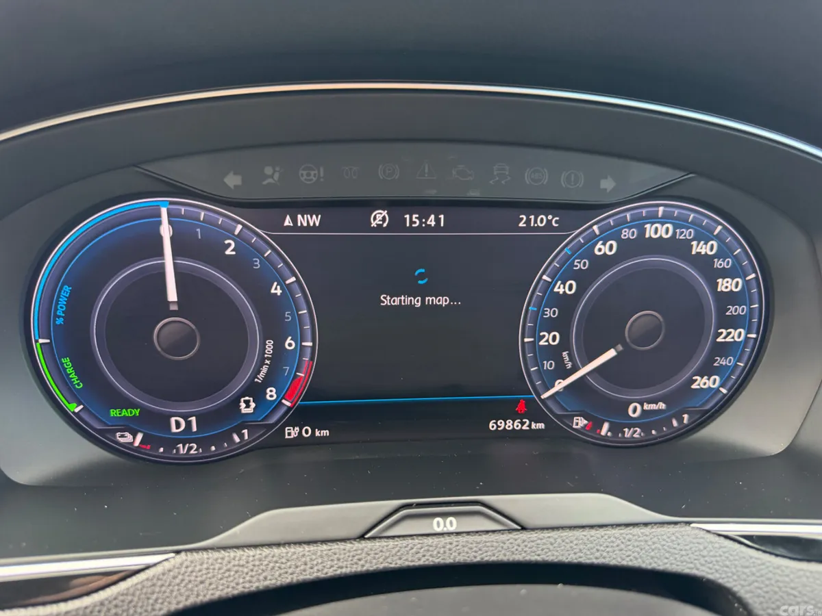 Volkswagen Passat Estate, Petrol Plug-in Hybrid, 2016, Silver