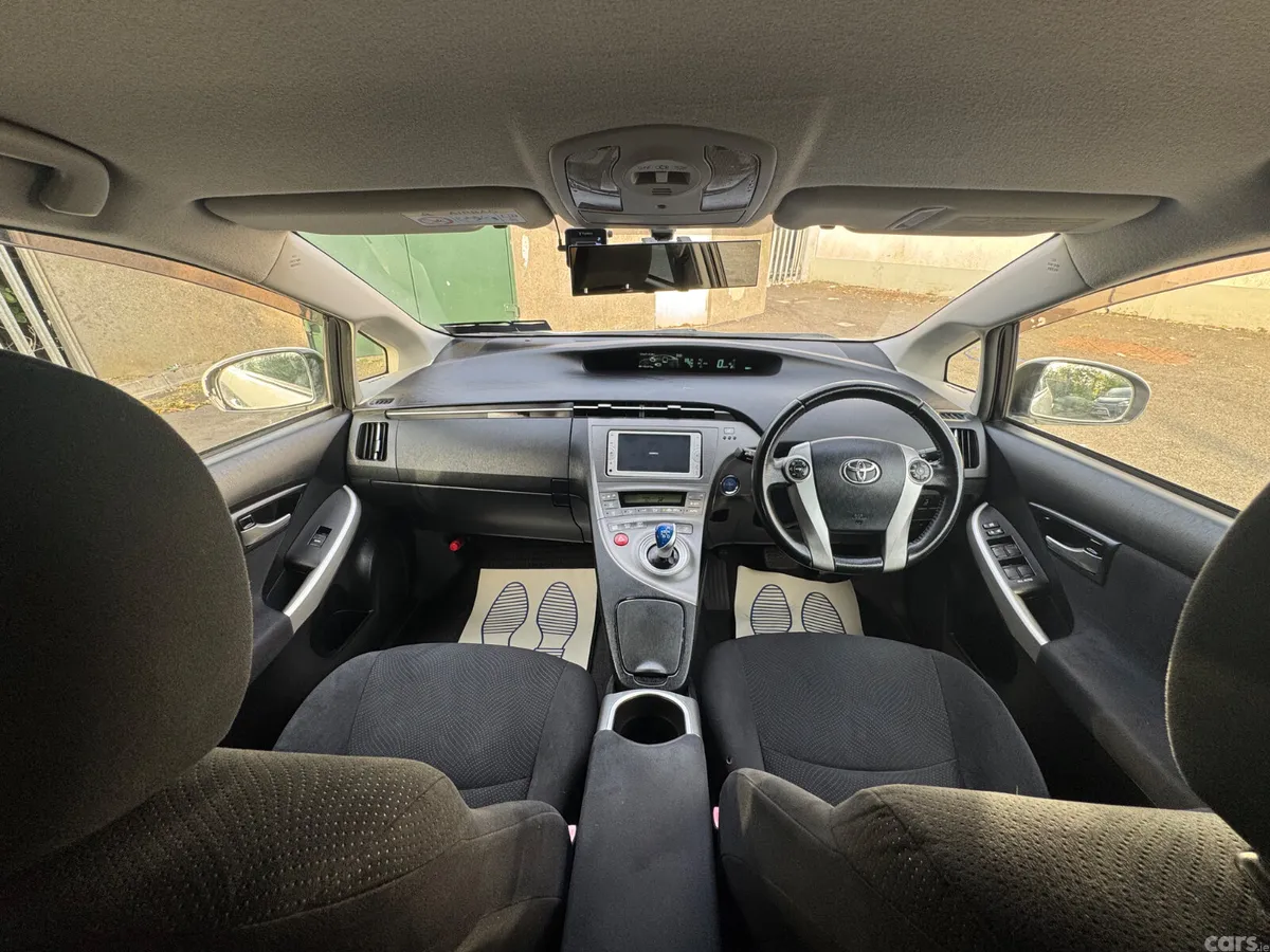Toyota Prius Hatchback, Petrol Hybrid, 2013, Silver