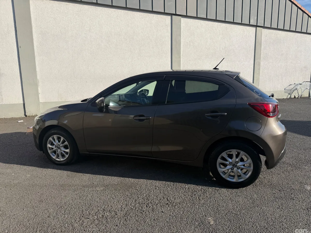 Mazda Demio Hatchback, Diesel, 2015, Brown