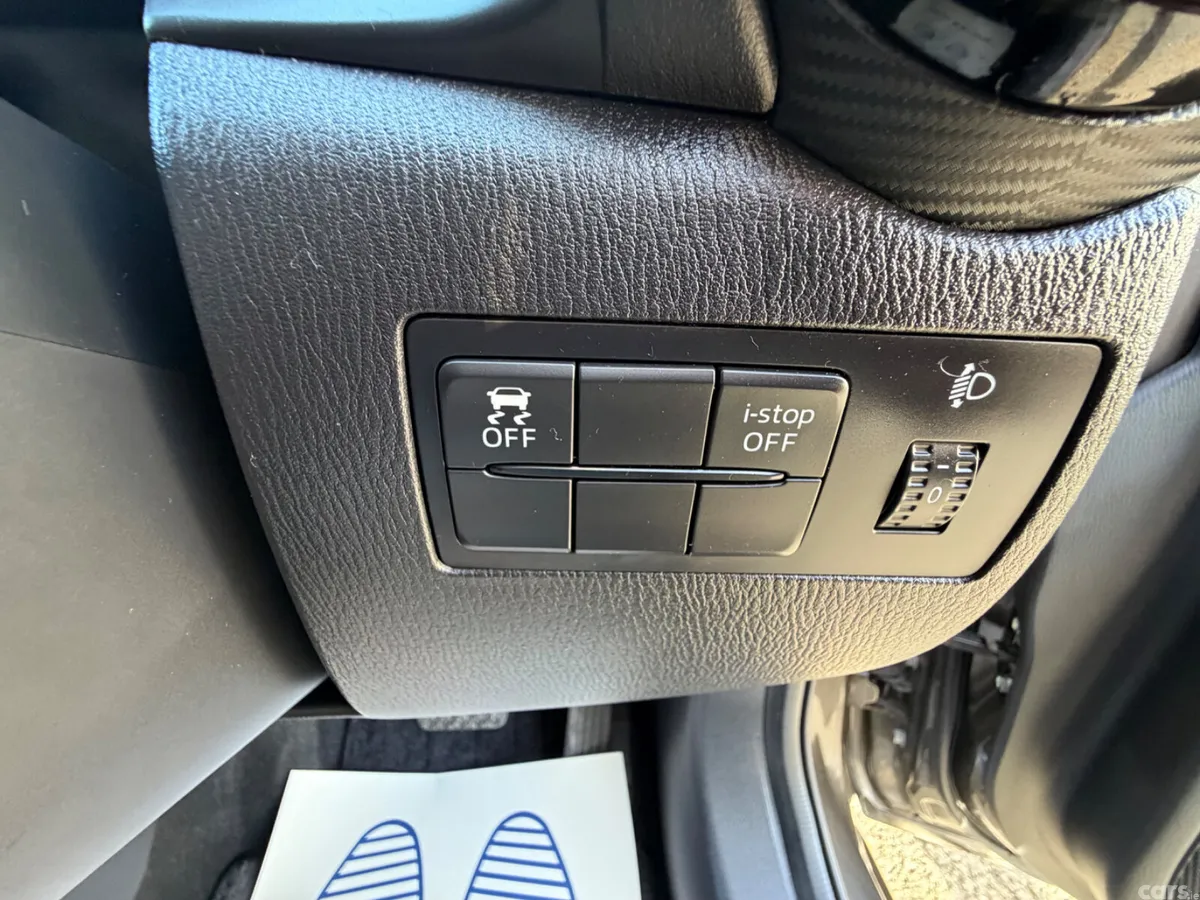 Mazda Demio Hatchback, Diesel, 2015, Brown