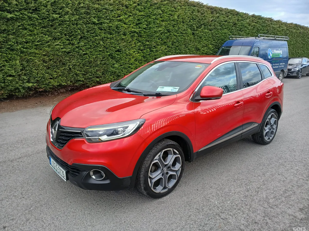 Renault Kadjar SUV, Diesel, 2017, Red