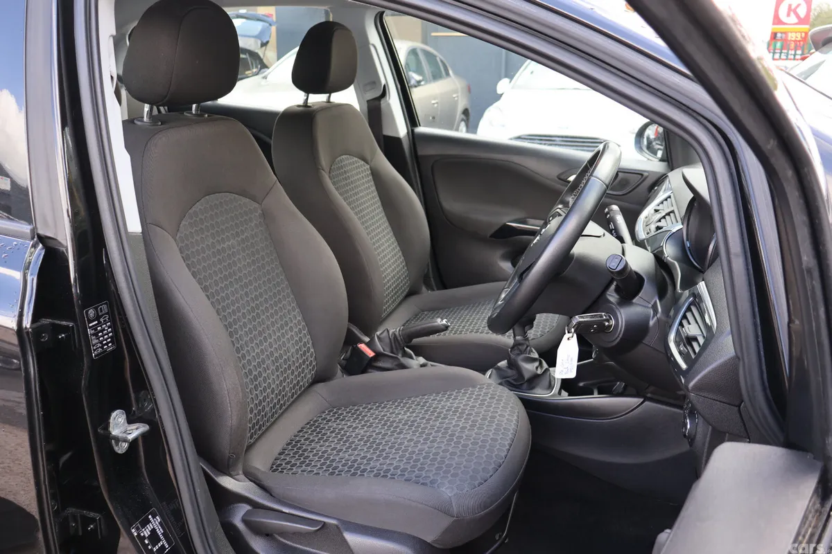 Opel Corsa Hatchback, Petrol, 2019, Black