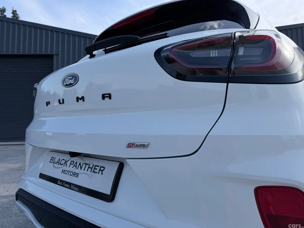 Ford Puma MPV, Petrol, 2025, White