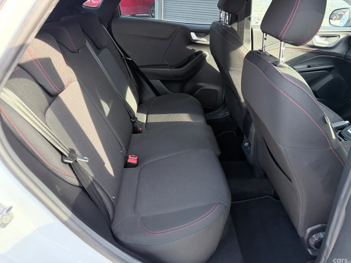 Ford Puma MPV, Petrol, 2025, White