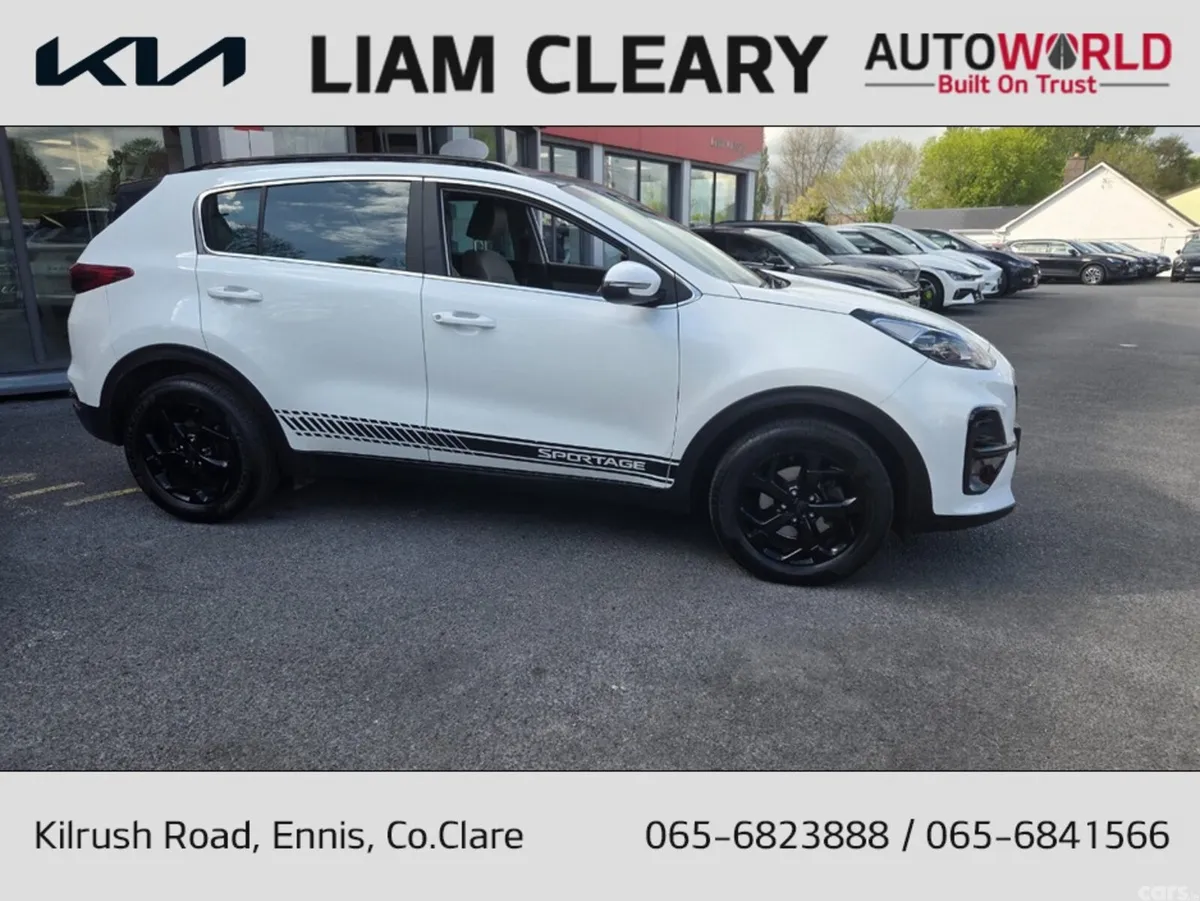 Kia Sportage MPV, Diesel Hybrid, 2022, White