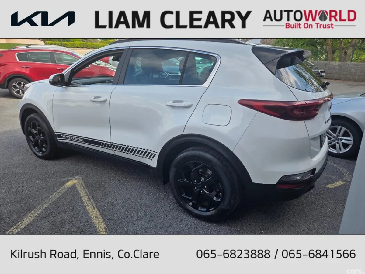 Kia Sportage MPV, Diesel Hybrid, 2022, White