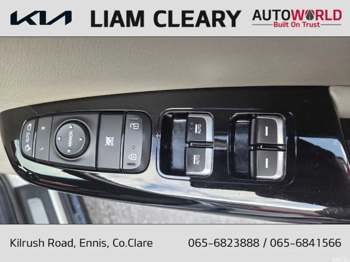 Kia Sportage MPV, Diesel Hybrid, 2022, White