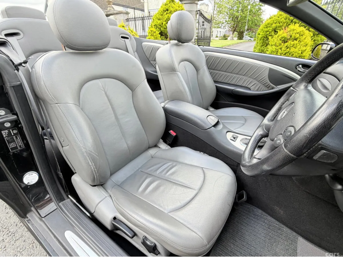 Mercedes-Benz CLK Convertible, Petrol, 2005, Black