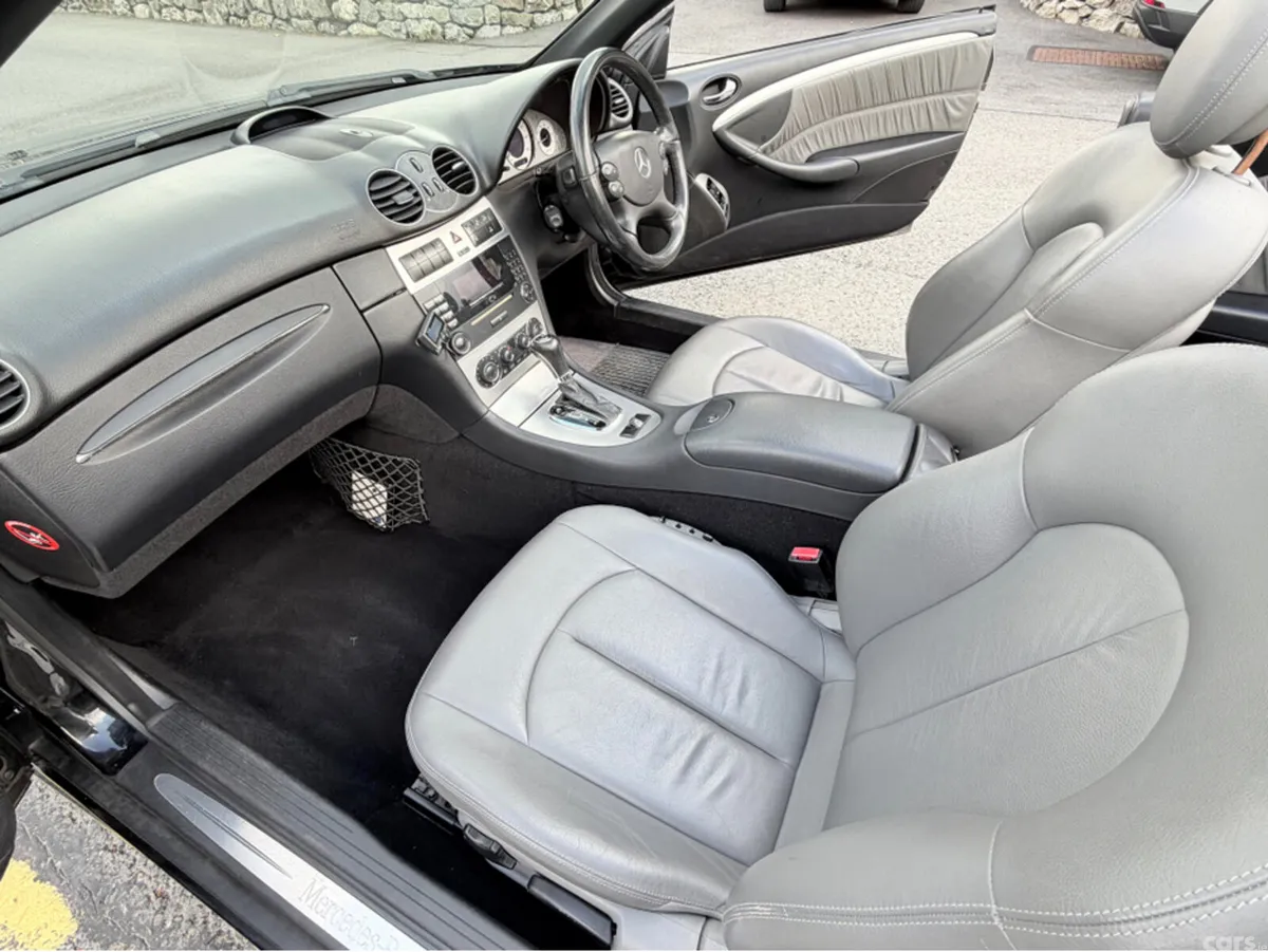 Mercedes-Benz CLK Convertible, Petrol, 2005, Black