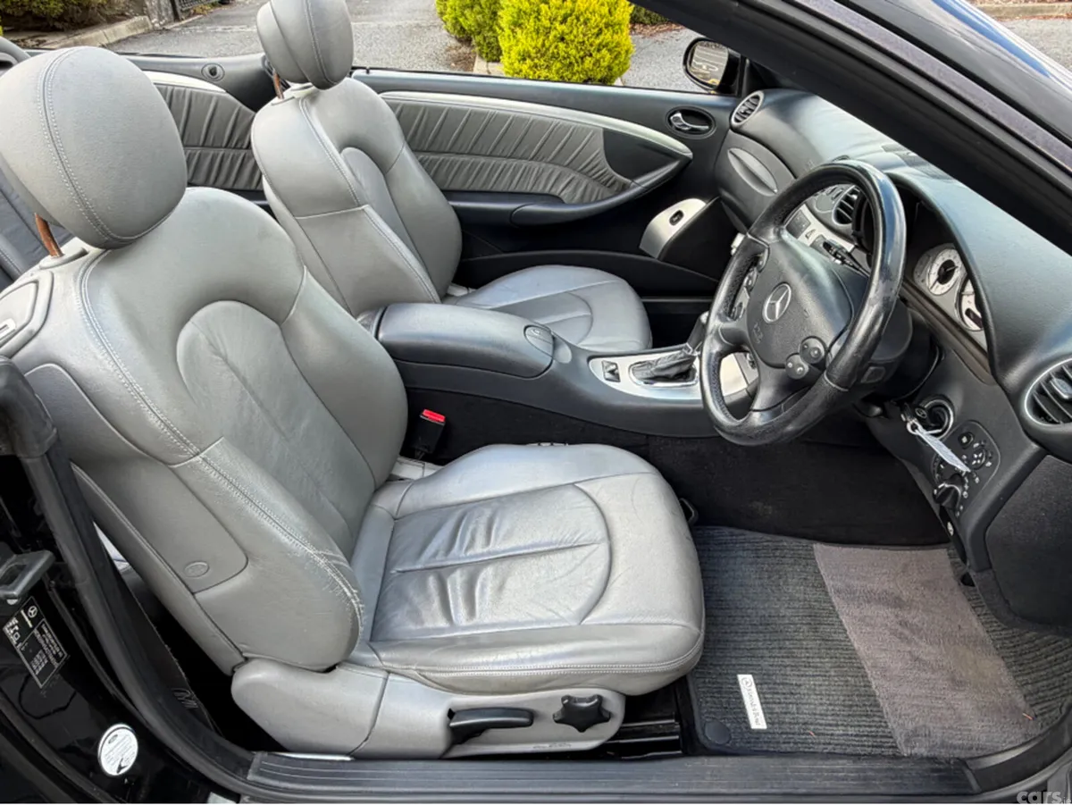 Mercedes-Benz CLK Convertible, Petrol, 2005, Black