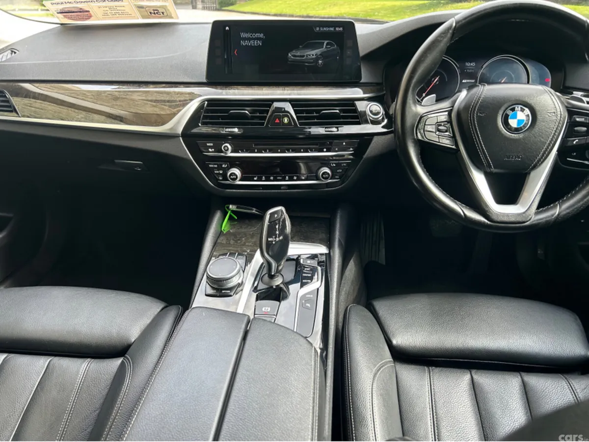 BMW 5-Series Saloon, Petrol Hybrid, 2017, Black