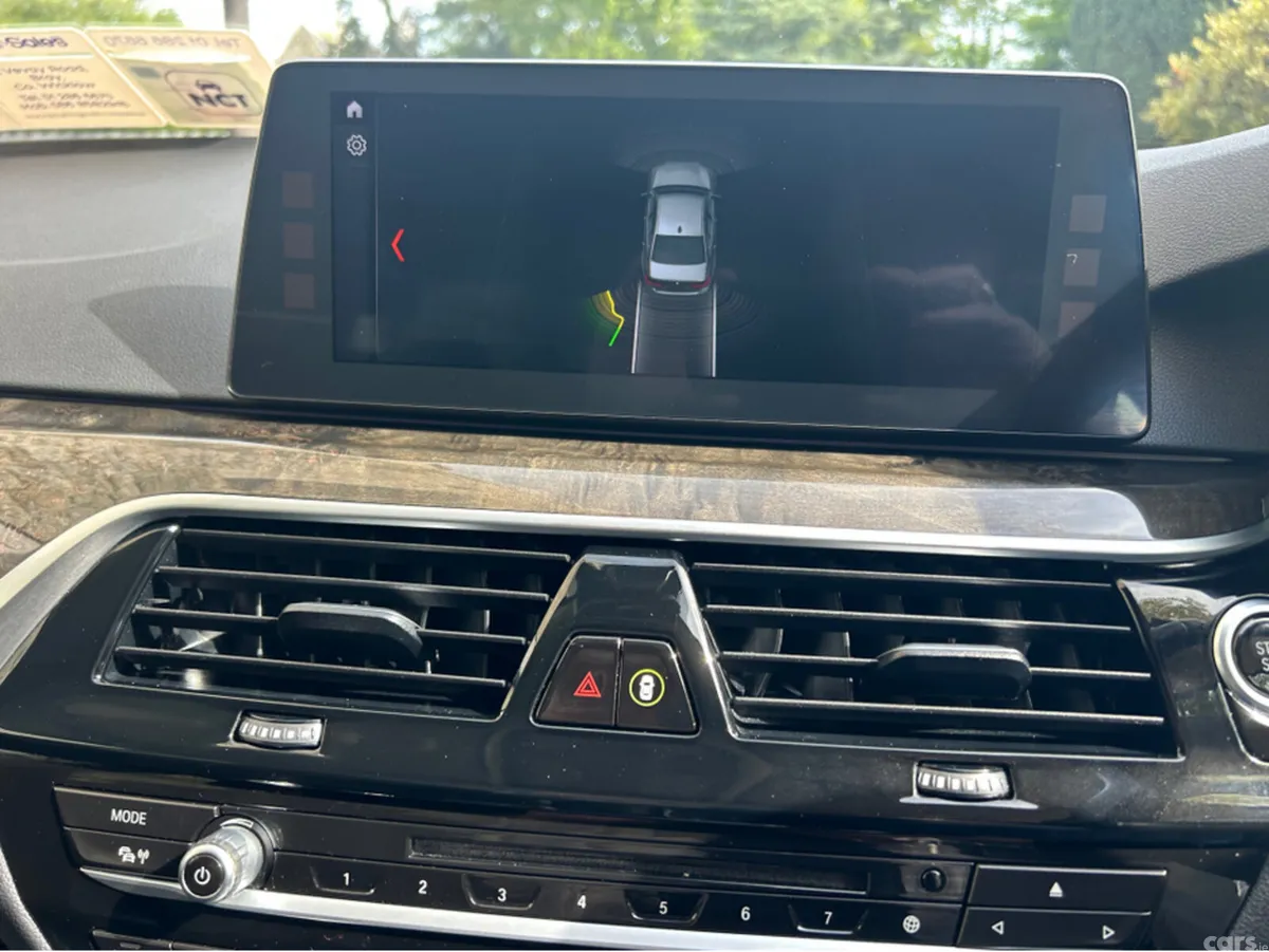 BMW 5-Series Saloon, Petrol Hybrid, 2017, Black