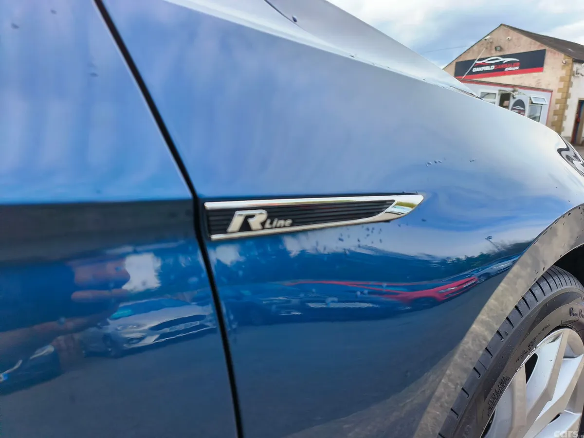 Volkswagen Passat Estate, Diesel, 2021, Blue