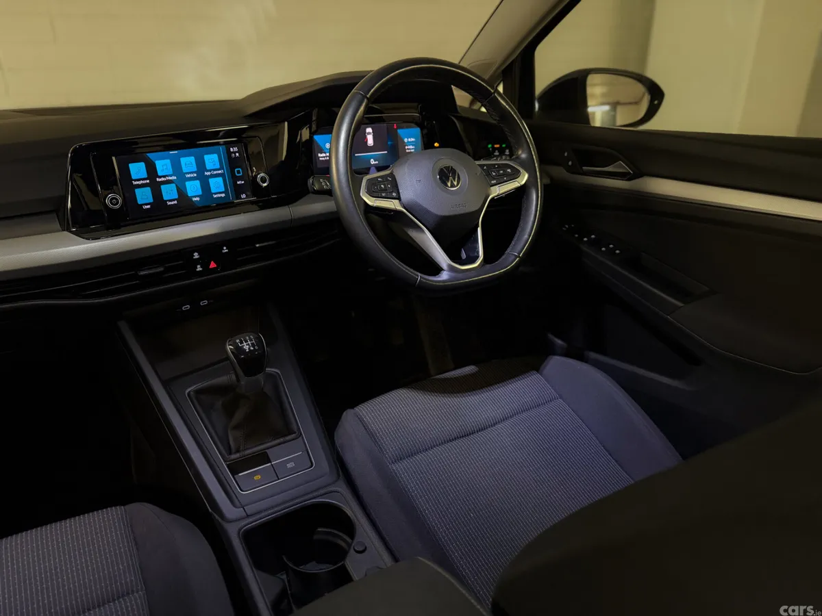 Volkswagen Golf Estate, Petrol, 2021, Blue