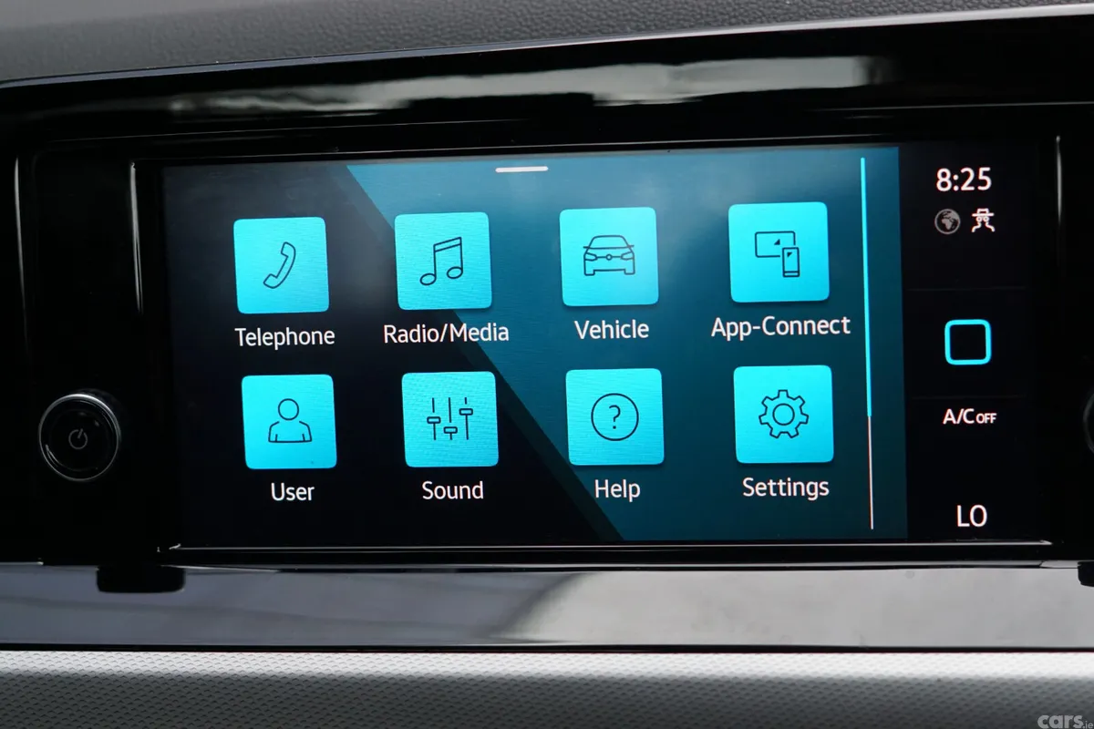 Volkswagen Golf Estate, Petrol, 2021, Blue