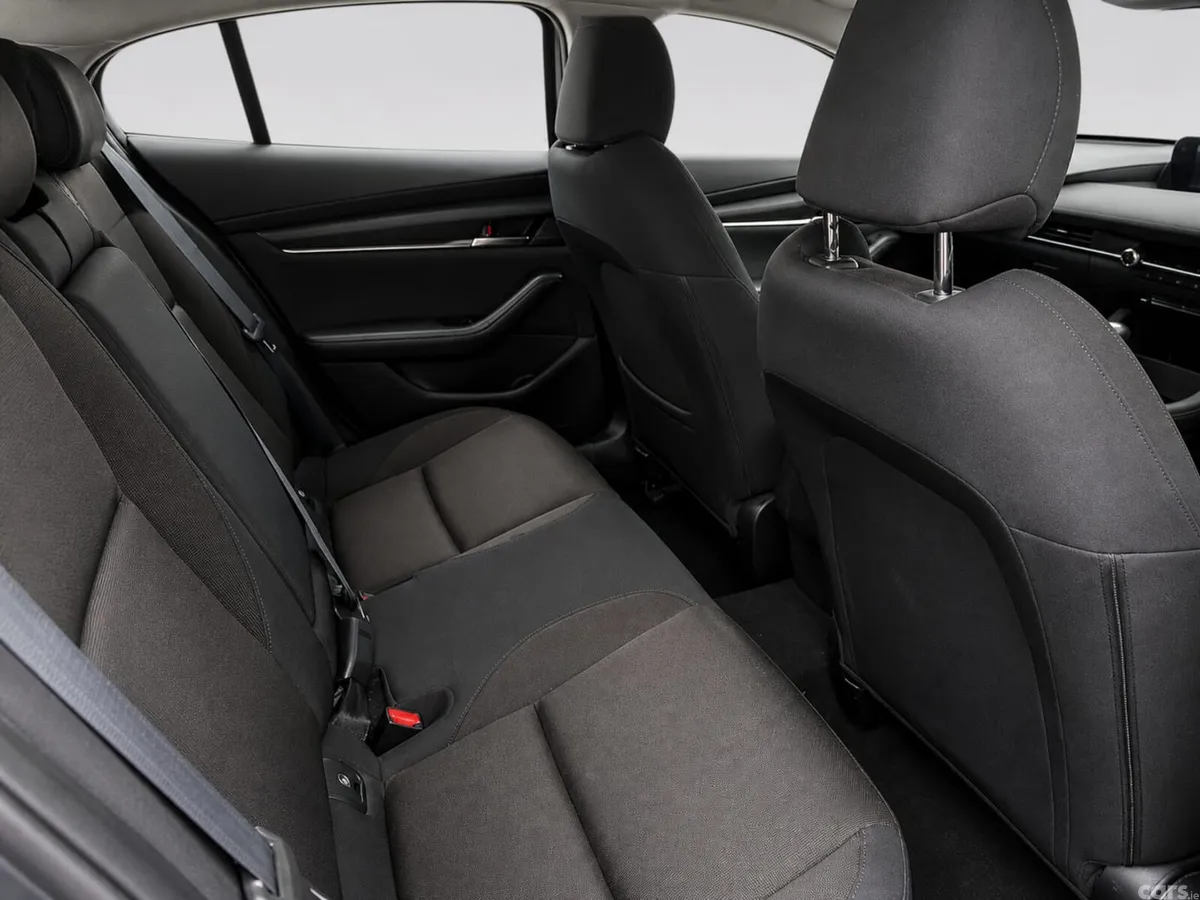 Mazda Mazda3 Saloon, Diesel, 2021, Grey
