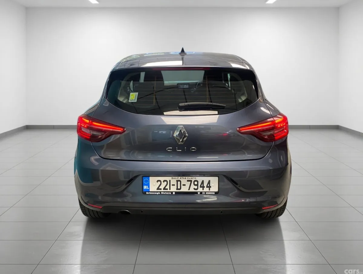 Renault Clio Hatchback, Petrol, 2022, Grey