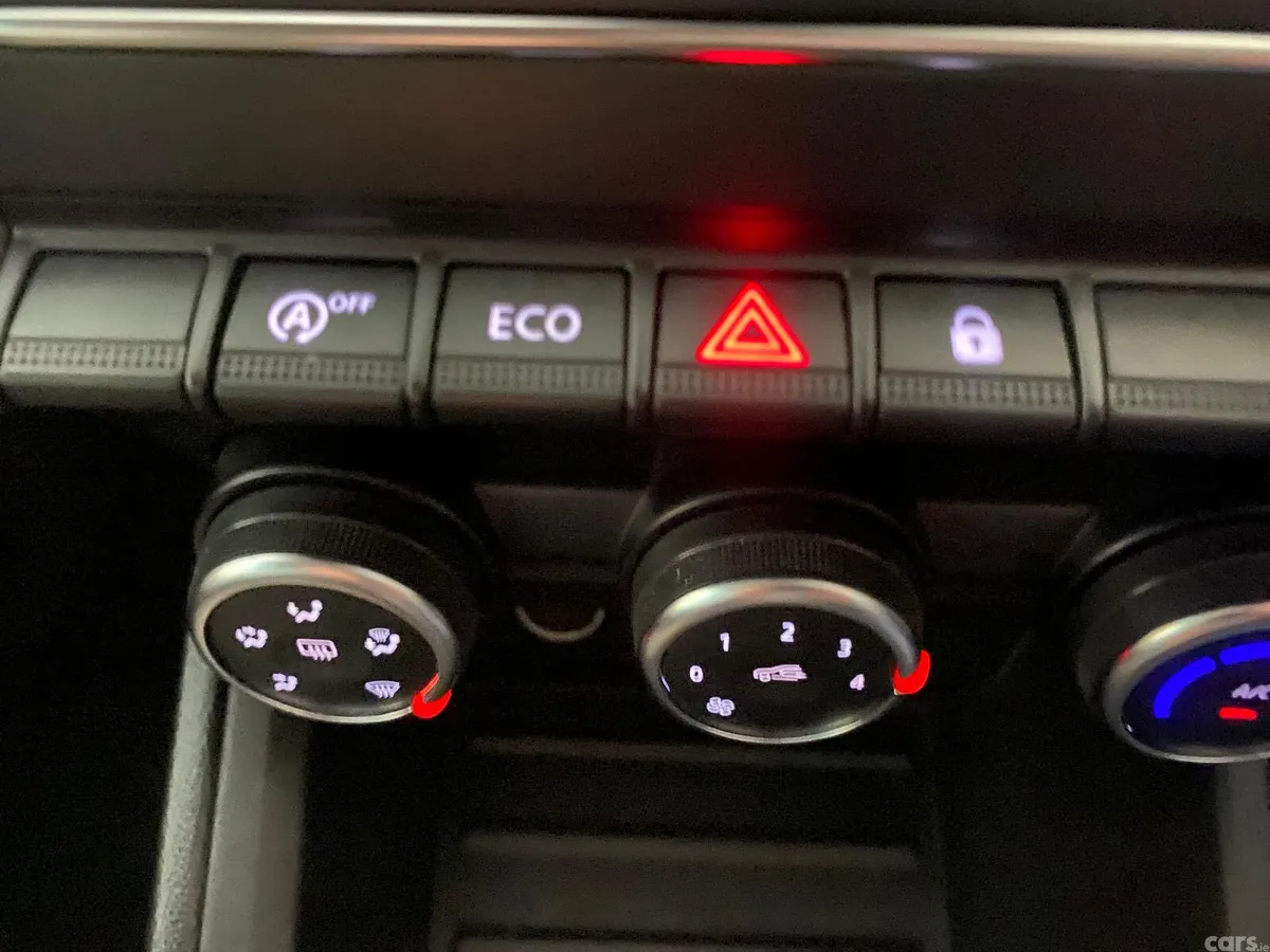 Renault Clio Hatchback, Petrol, 2022, Grey
