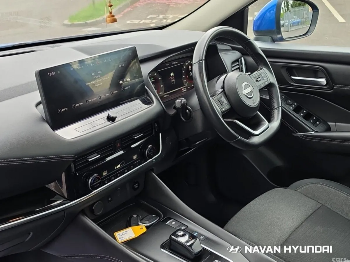 Nissan Qashqai MPV, Petrol Hybrid, 2023, Blue