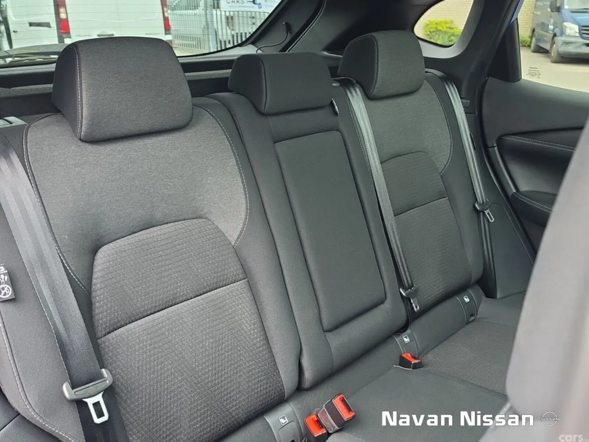 Nissan Qashqai MPV, Petrol Hybrid, 2023, Blue