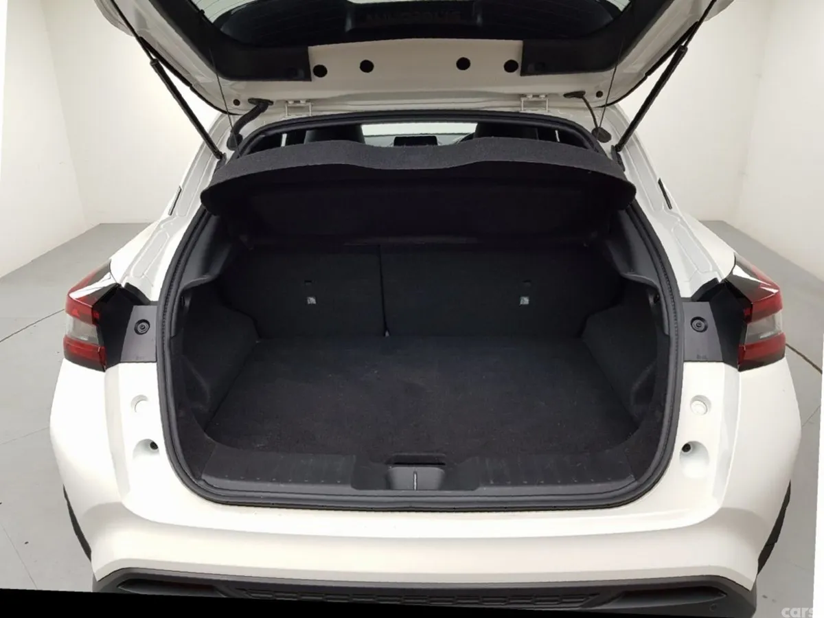 Nissan Juke SUV, Petrol, 2024, White