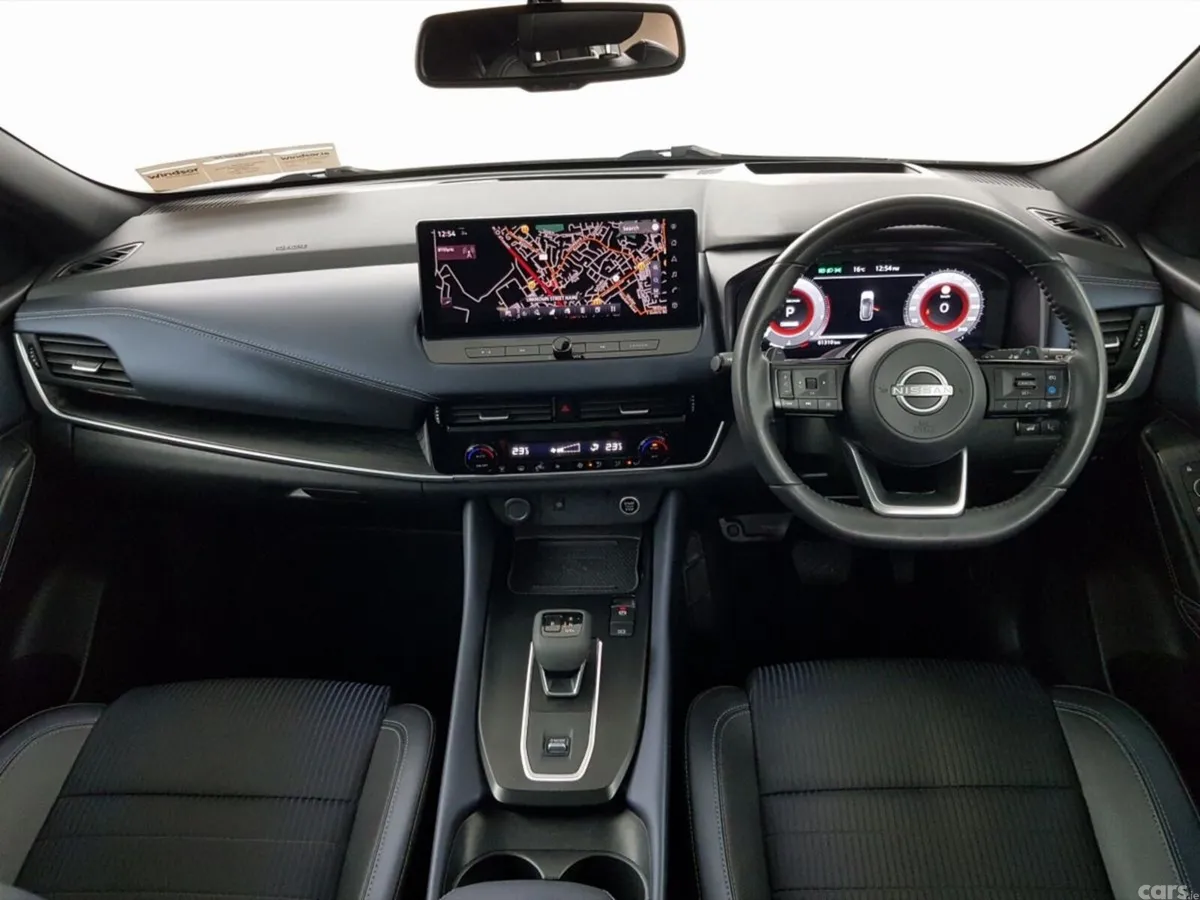 Nissan Qashqai MPV, Petrol Hybrid, 2024, Grey