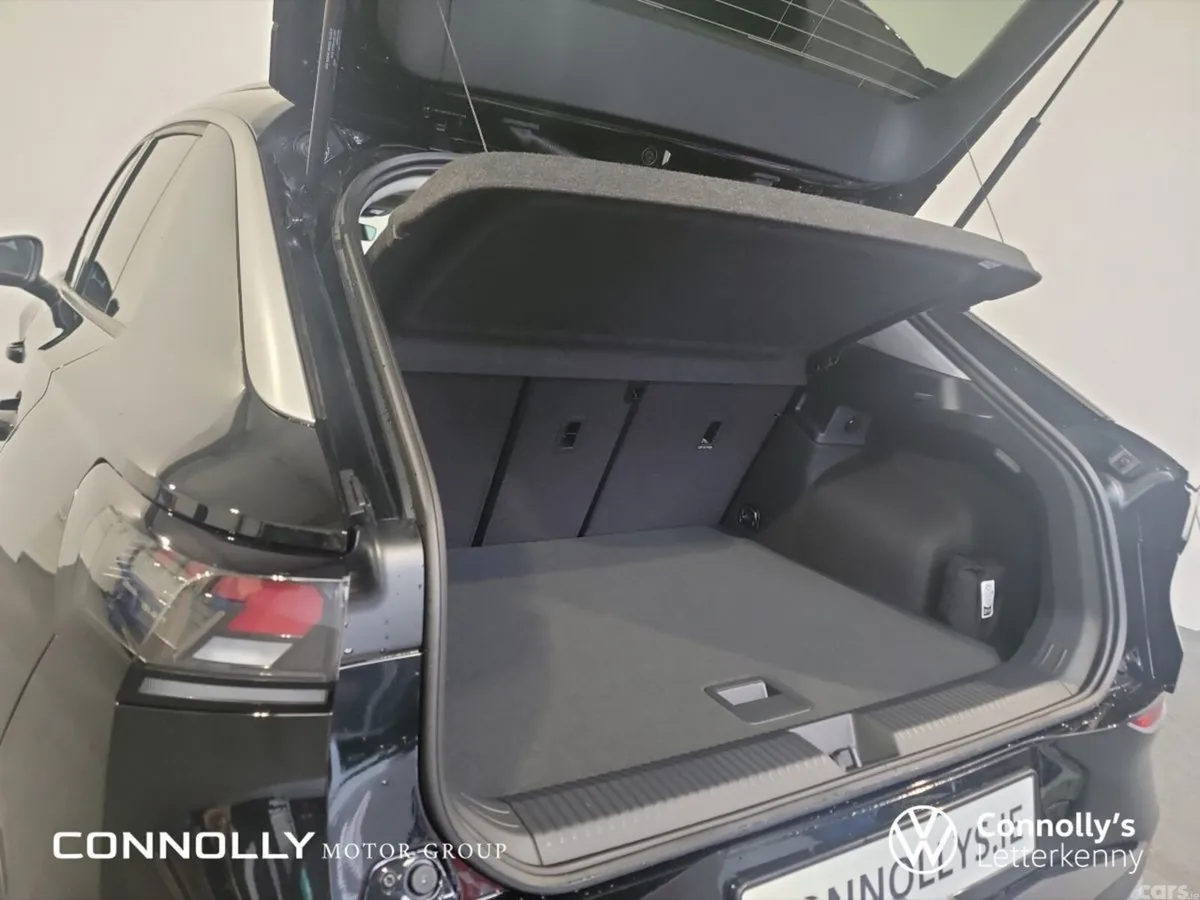 Volkswagen T-Roc SUV, Petrol, 2026, Black