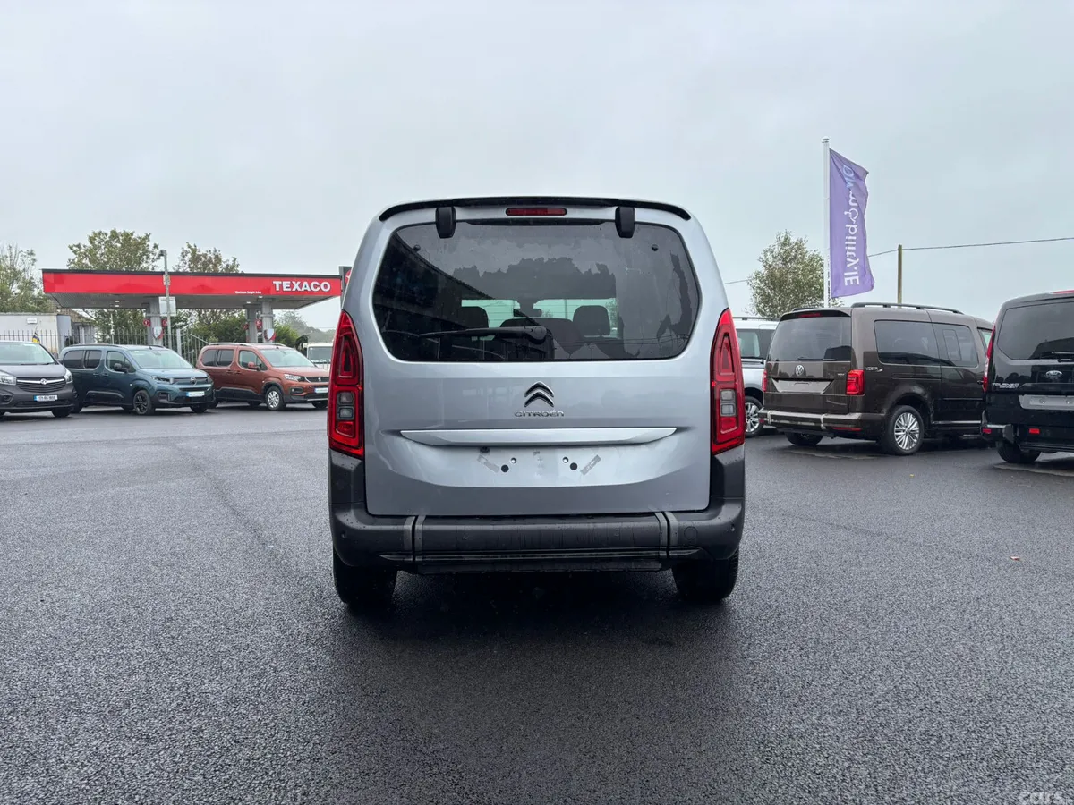 Citroen Berlingo Multispace MPV, Diesel, 2024, Silver