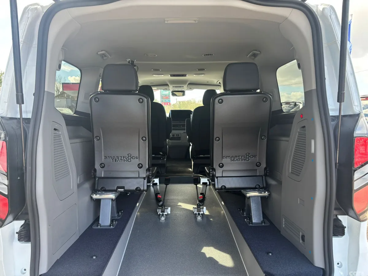 Ford Tourneo Custom MPV, Diesel, 2026, White