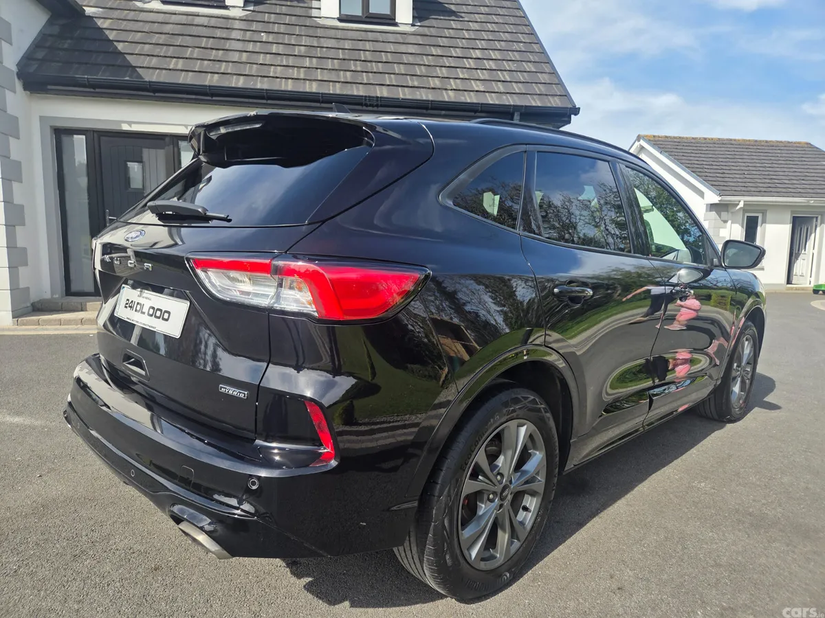 Ford Kuga SUV, Petrol Hybrid, 2024, Black