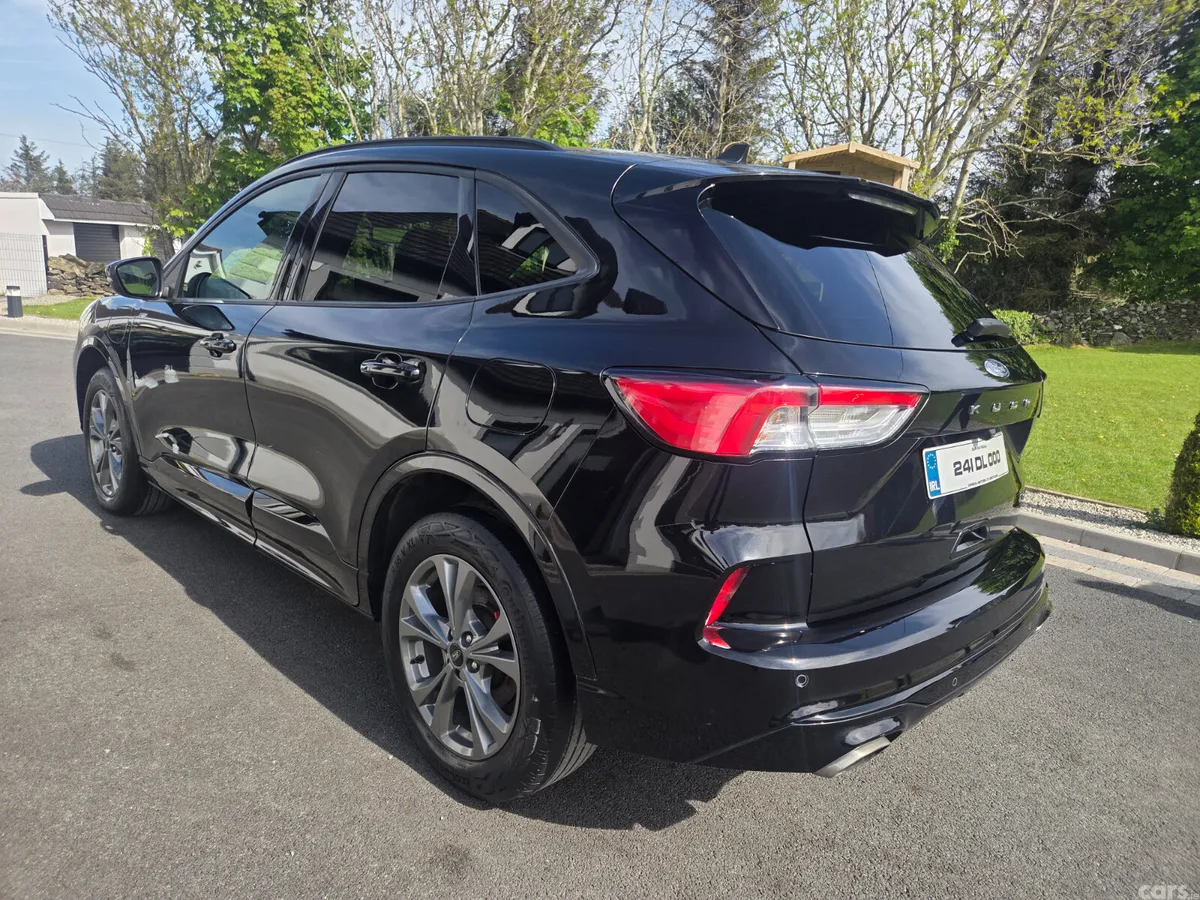 Ford Kuga SUV, Petrol Hybrid, 2024, Black