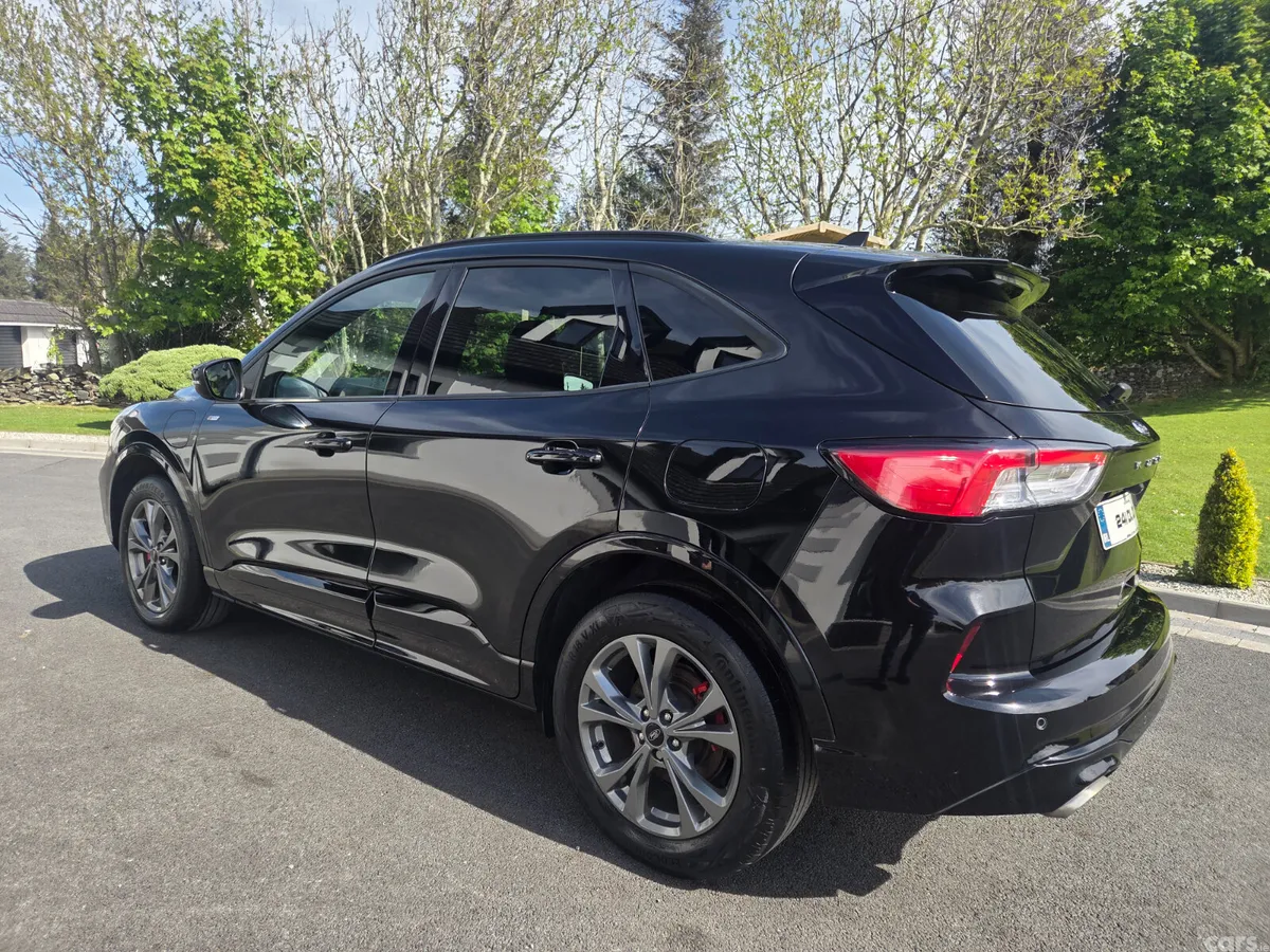 Ford Kuga SUV, Petrol Hybrid, 2024, Black