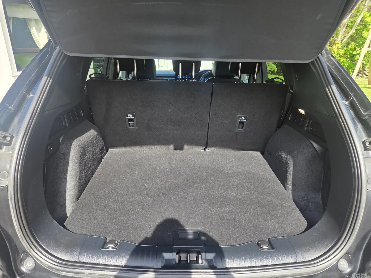 Ford Kuga SUV, Petrol Hybrid, 2024, Black