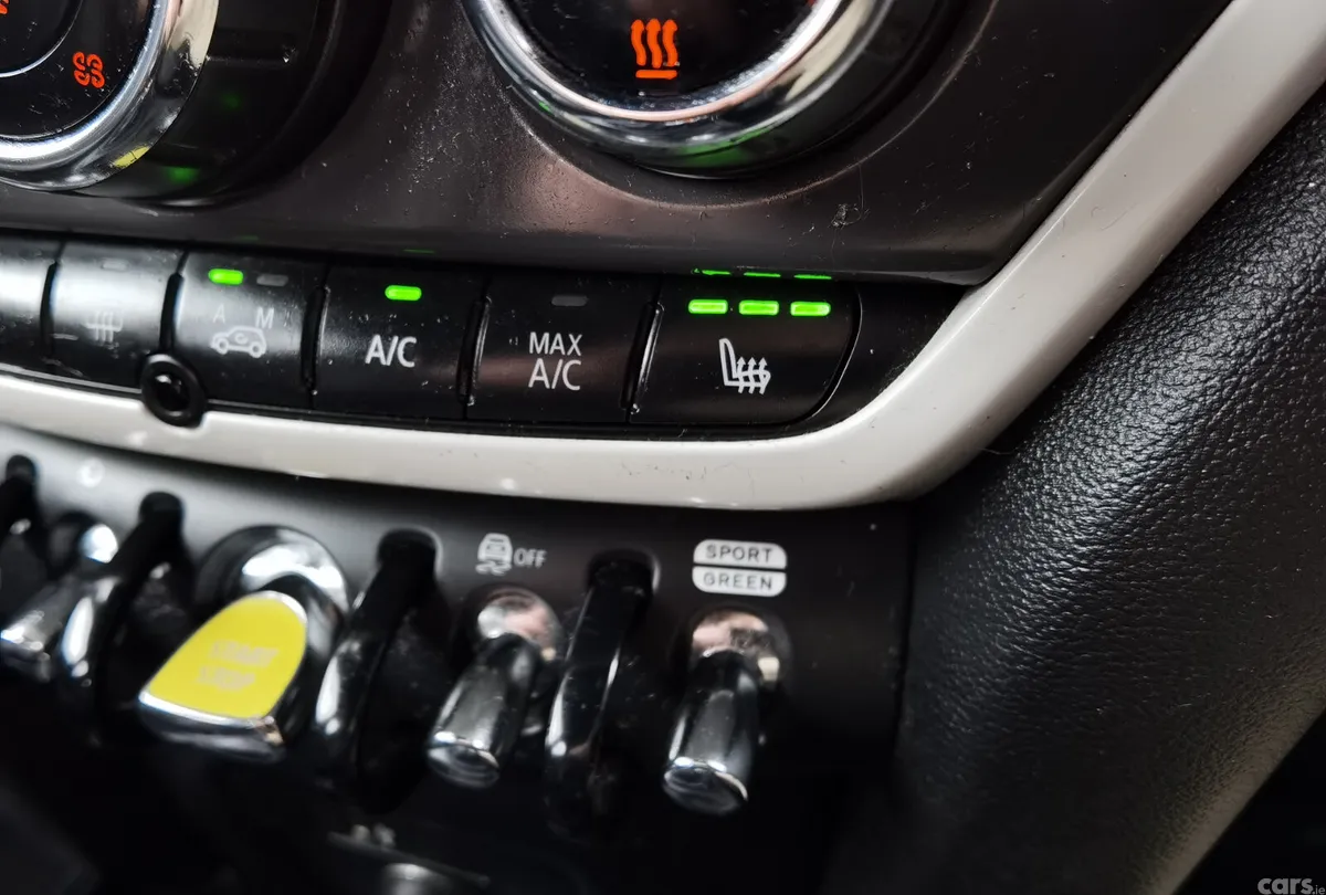 Mini Countryman Hatchback, Petrol Plug-in Hybrid, 2019, Silver