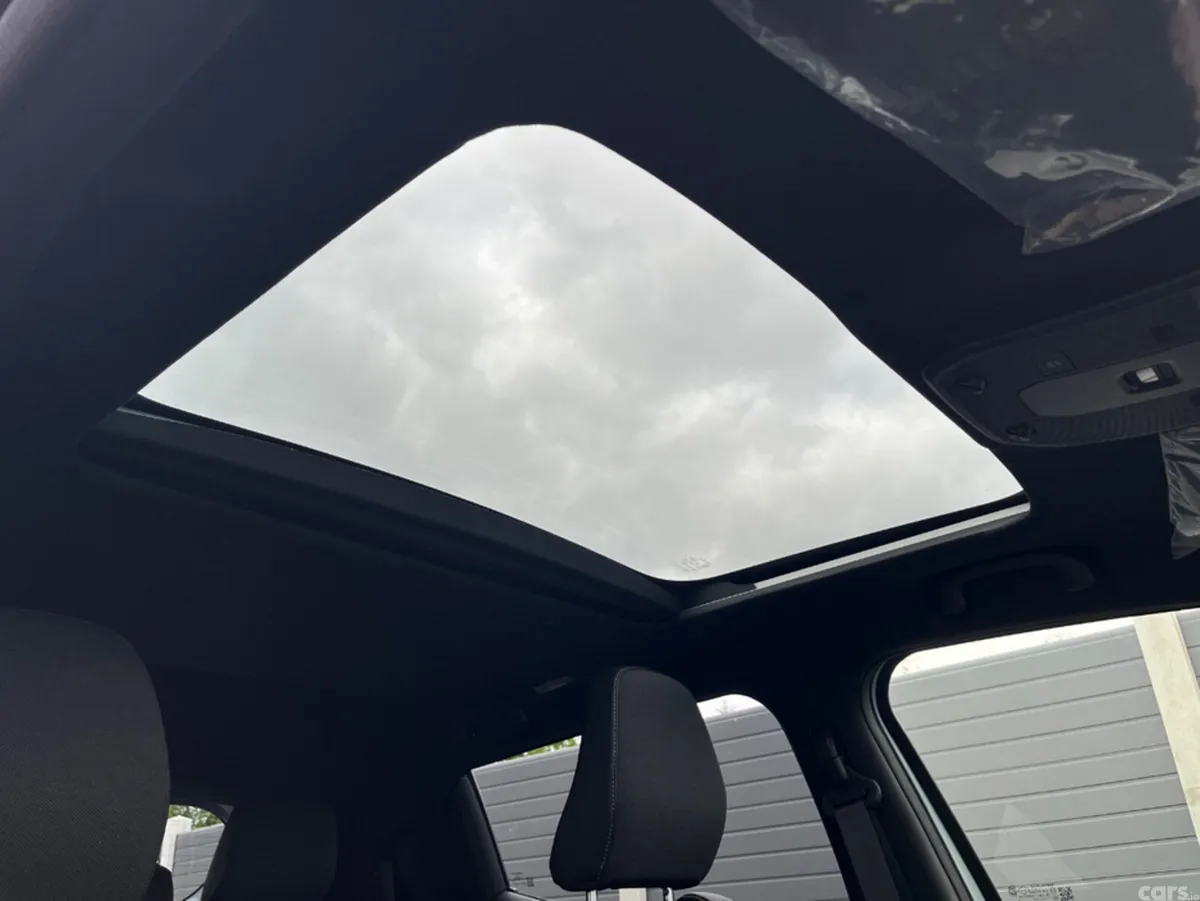 Suzuki Vitara Hatchback, Electric, 2026, Silver