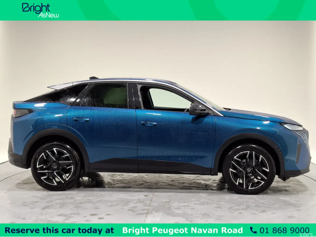 Peugeot 3008 MPV, Petrol, 2026, Blue